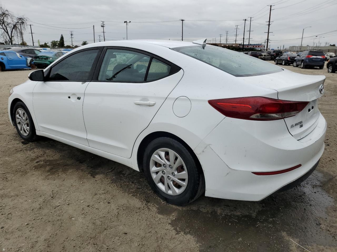 2018 HYUNDAI ELANTRA SE - Image 2