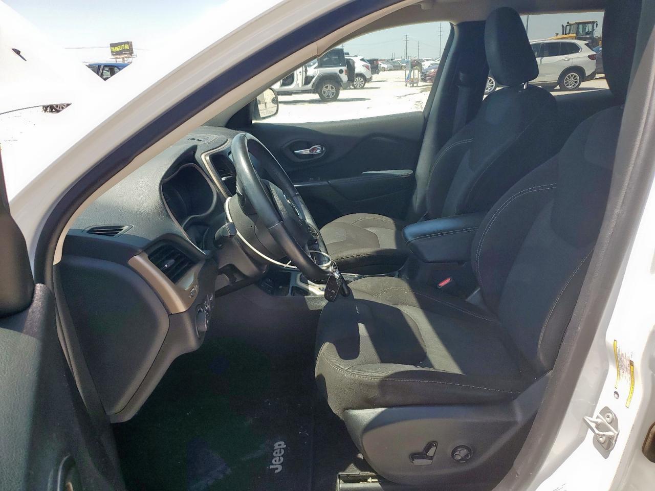 2017 JEEP CHEROKEE L - Image 7