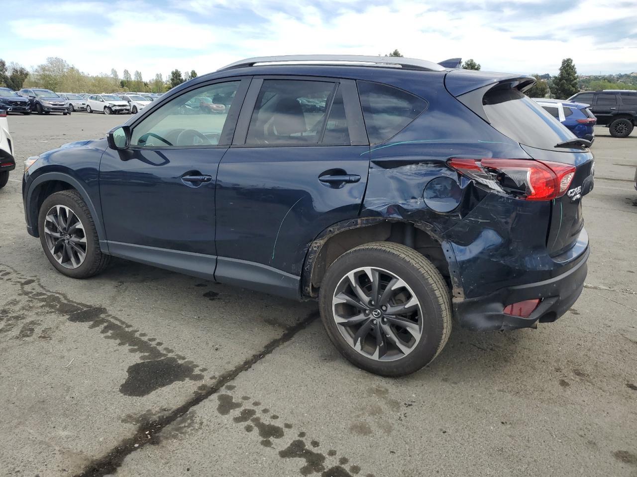 2016 MAZDA CX-5 GT - Image 2