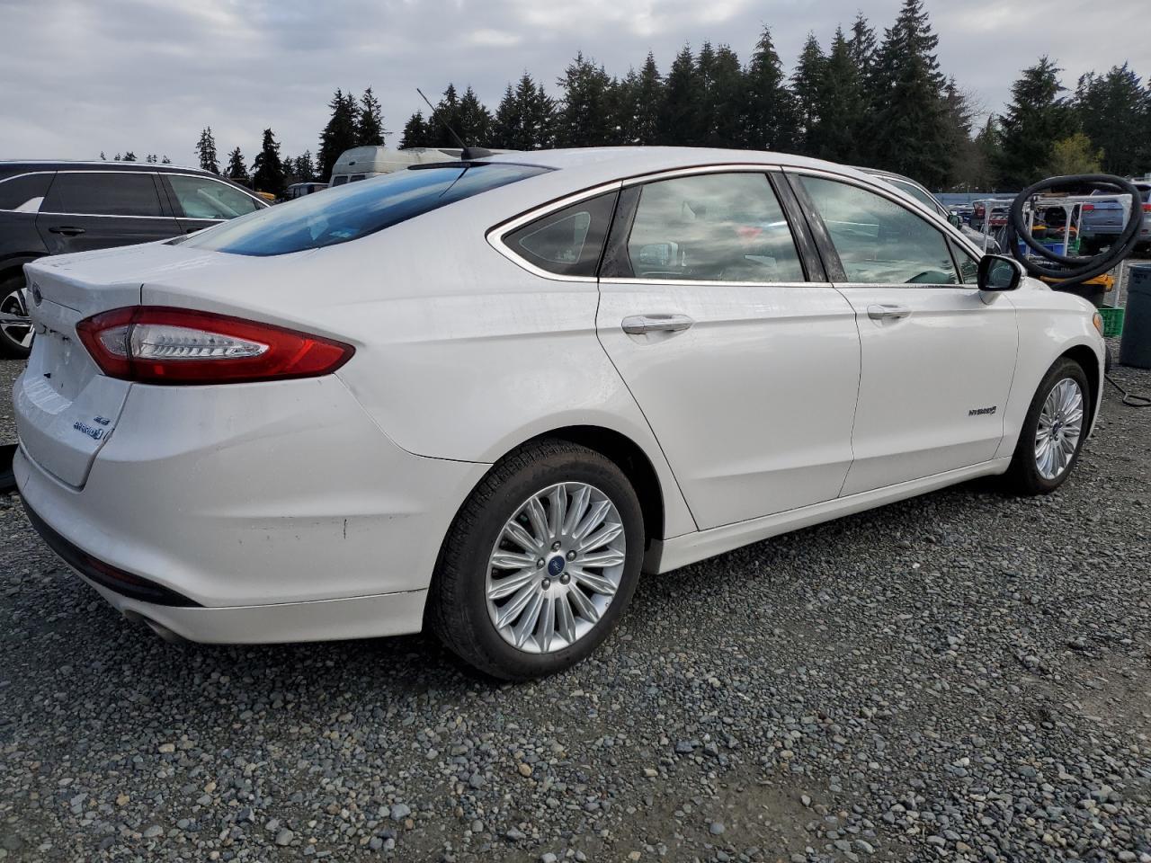 2013 FORD FUSION SE - Фото 3