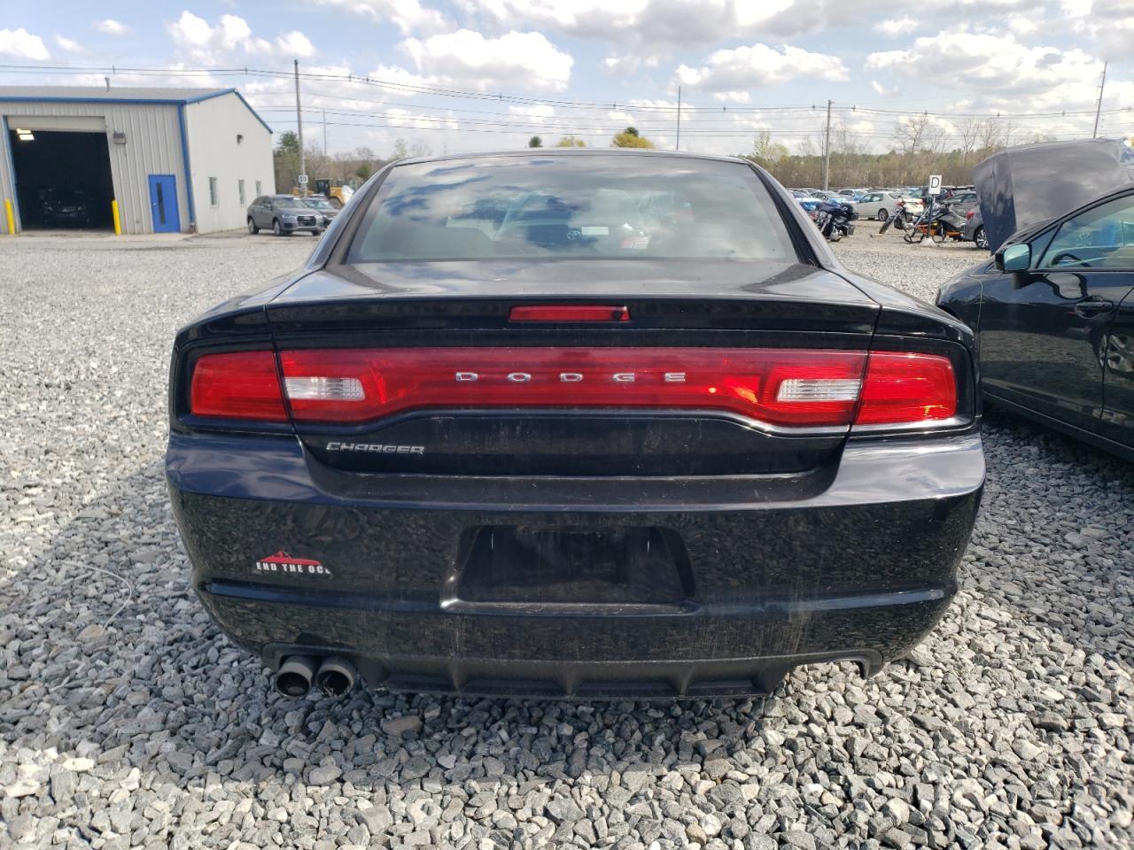2014 DODGE CHARGER SE - Фото 6