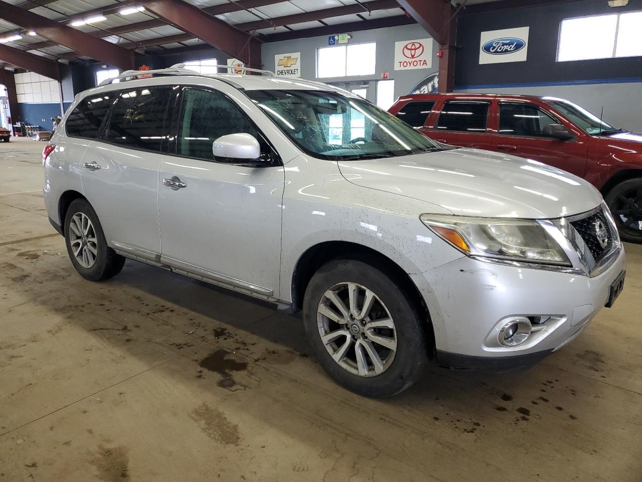 2013 NISSAN PATHFINDER - Image 4