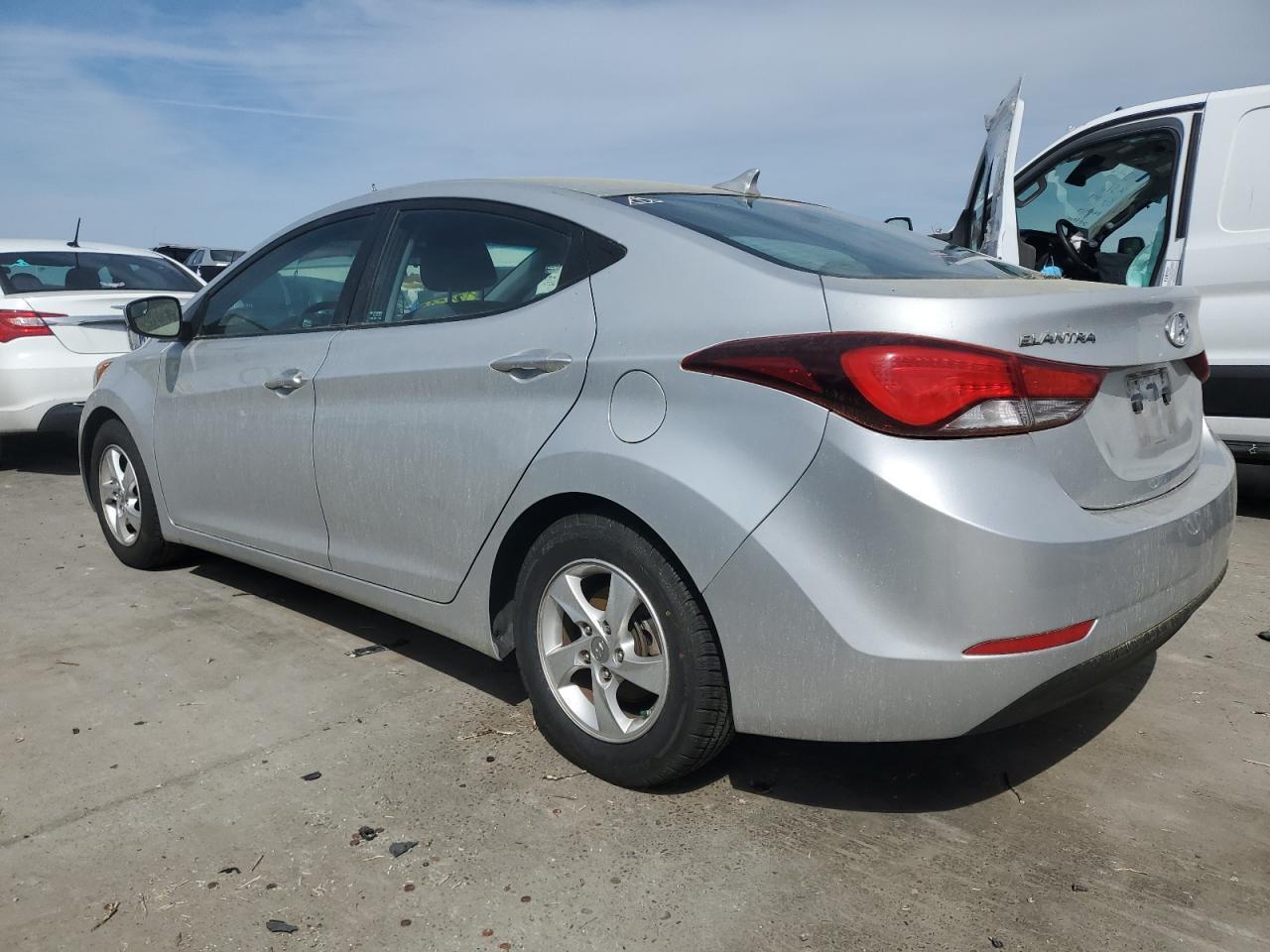 2014 HYUNDAI ELANTRA SE - Фото 2