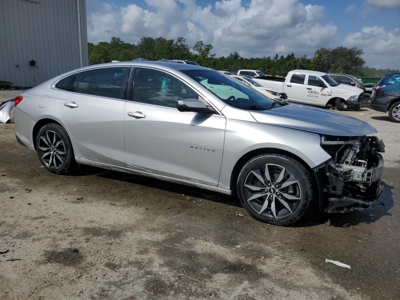 2017 CHEVROLET MALIBU LT - Фото 4