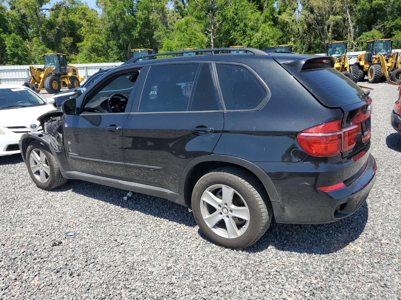 2011 BMW X5 XDRIVE3 - Image 2