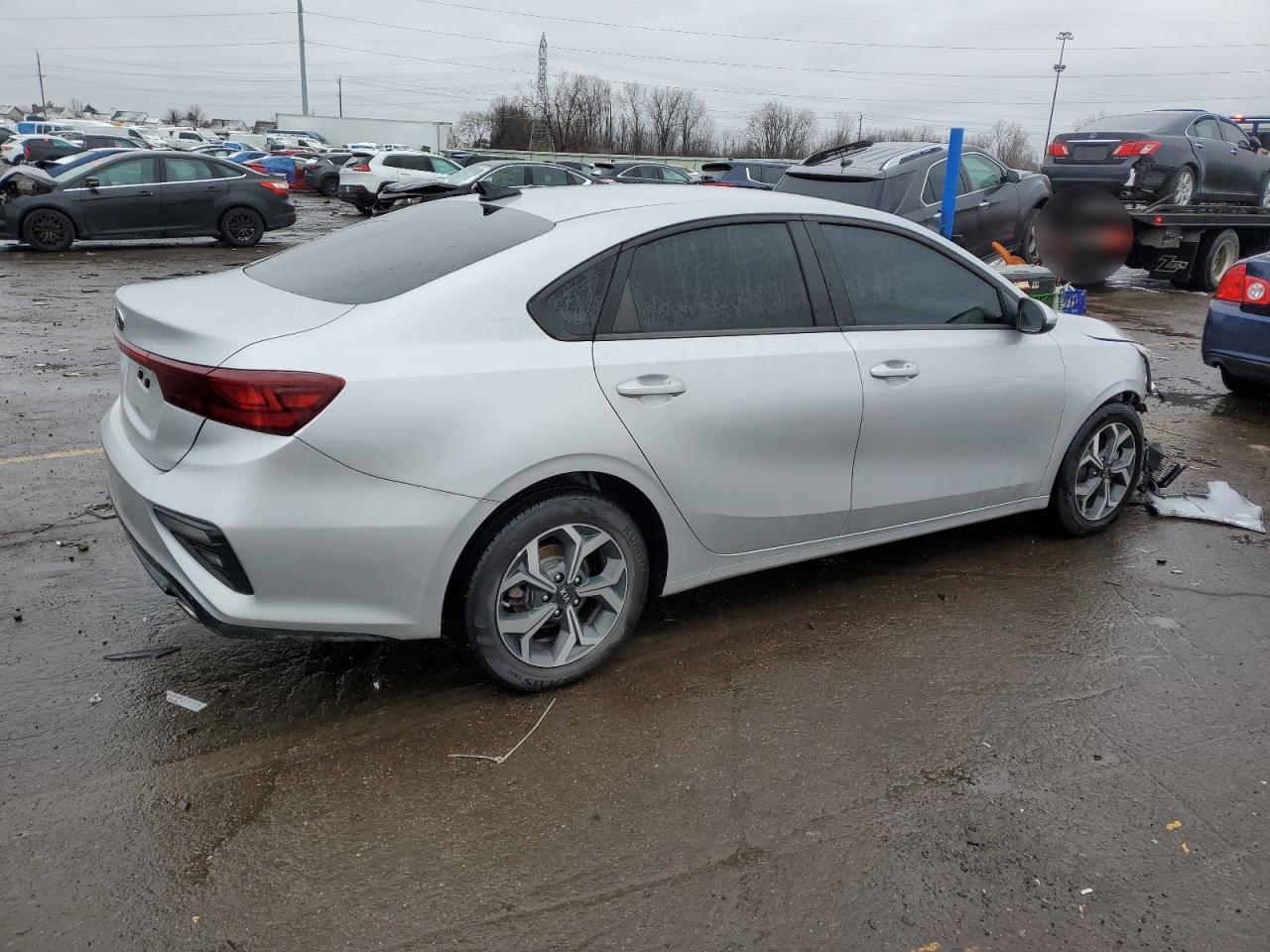 2021 KIA FORTE FE - Image 3