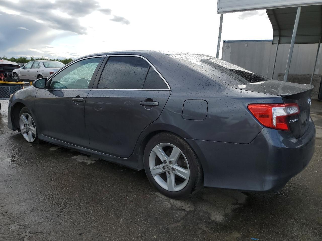 2013 TOYOTA CAMRY L - Image 2