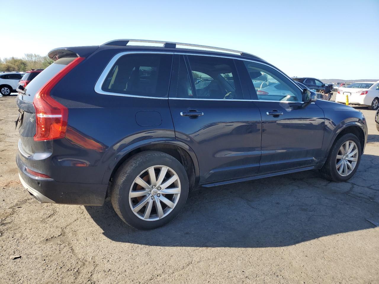2016 VOLVO XC90 T6 - Image 3