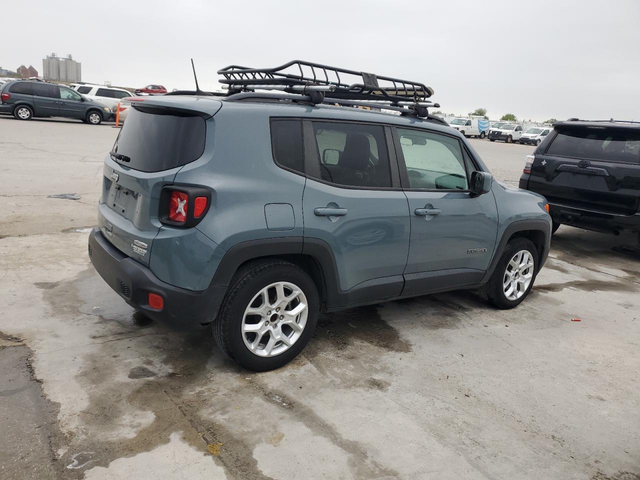2018 JEEP RENEGADE L - Image 3