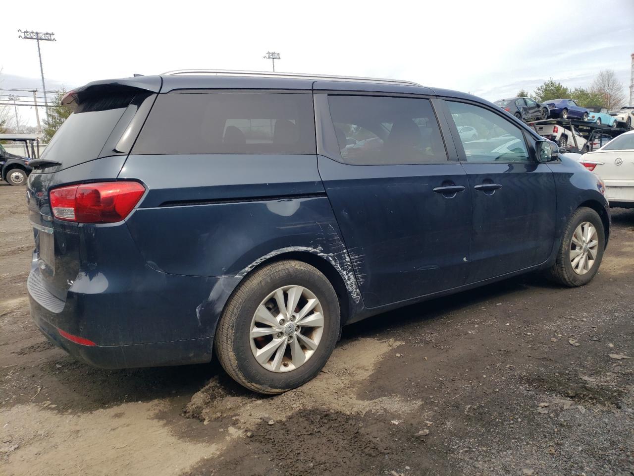 2016 KIA SEDONA LX - Image 3