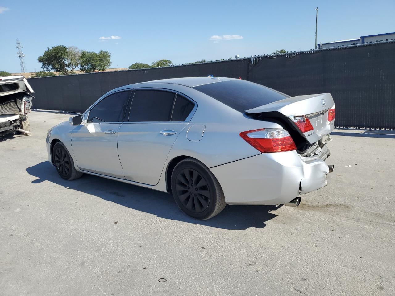 2014 HONDA ACCORD TOU - Image 2