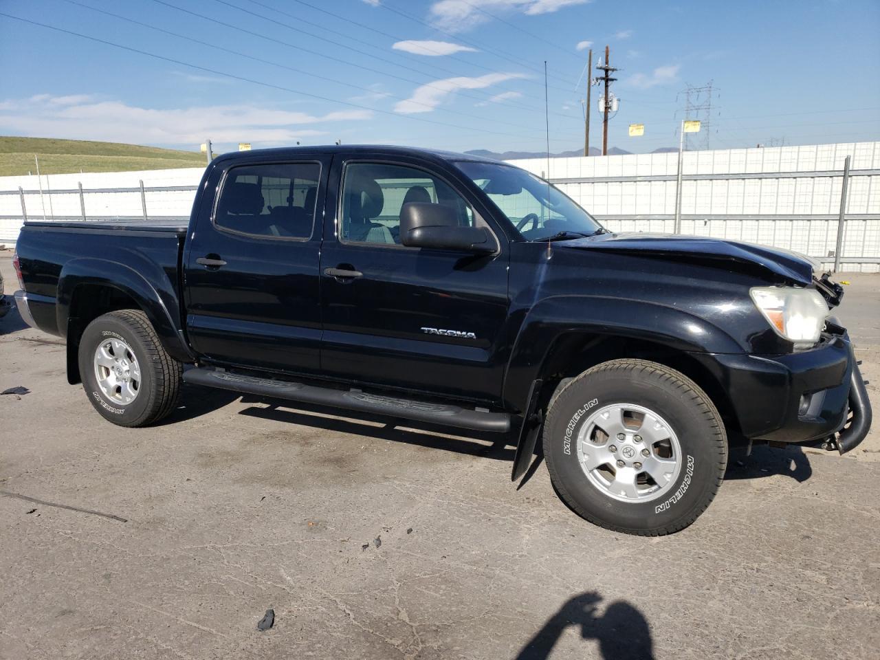 2013 TOYOTA TACOMA DOU - Фото 4