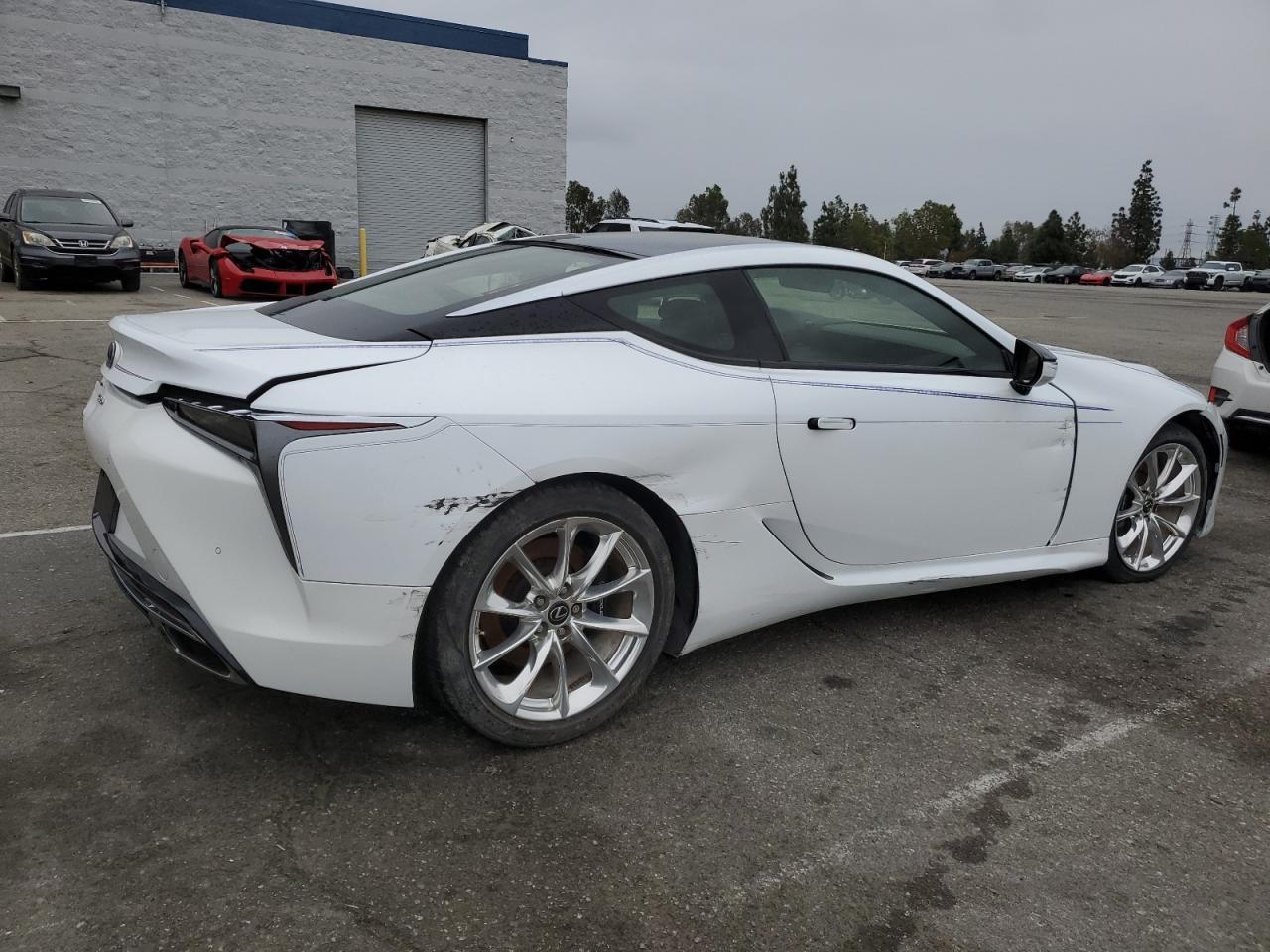 2018 LEXUS LC 500 - Фото 3