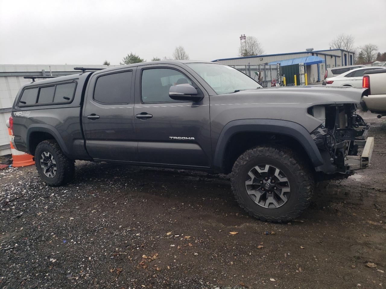 2017 TOYOTA TACOMA DOU - Фото 4
