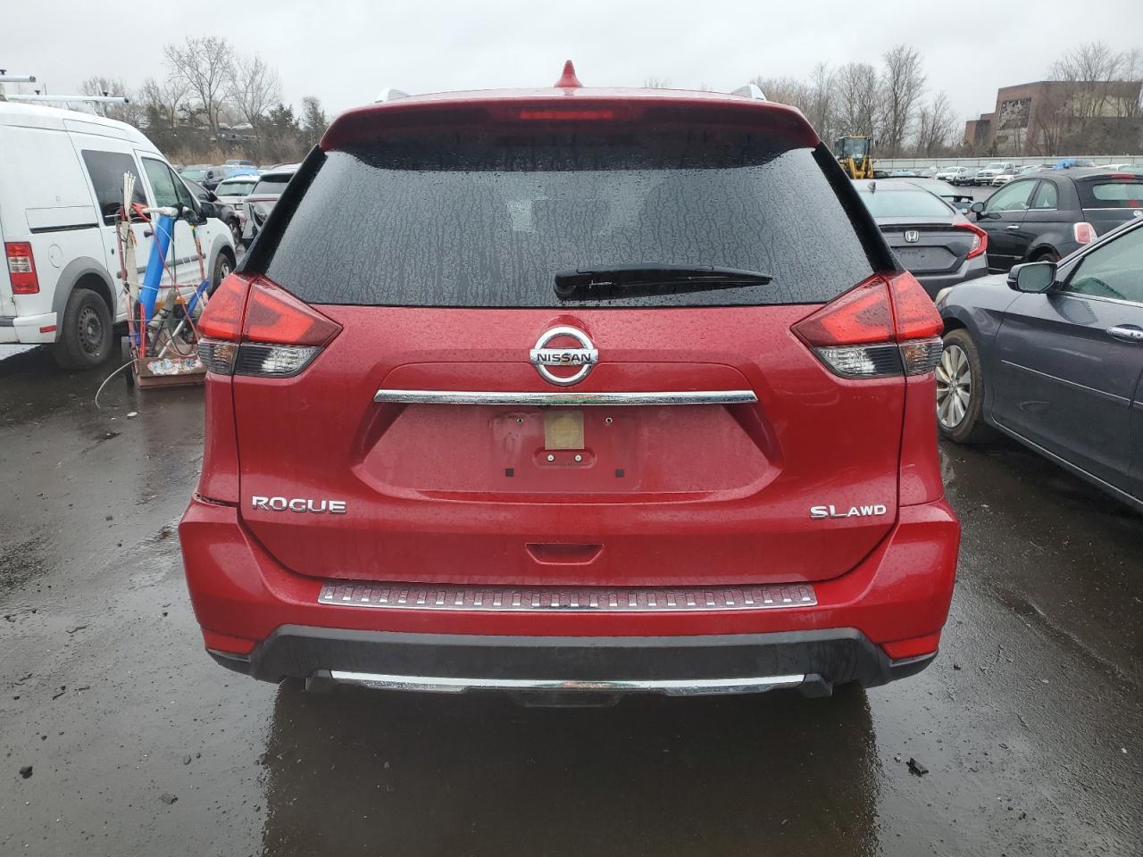 2017 NISSAN ROGUE S - Фото 6