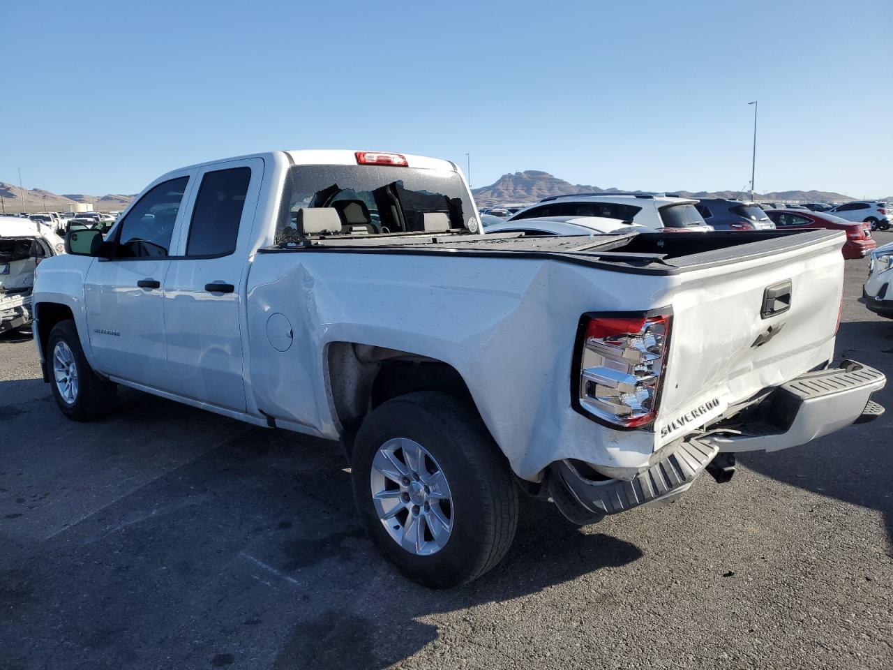 2017 CHEVROLET SILVERADO - Image 2