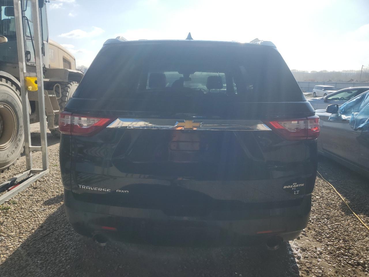 2018 CHEVROLET TRAVERSE L - Фото 6