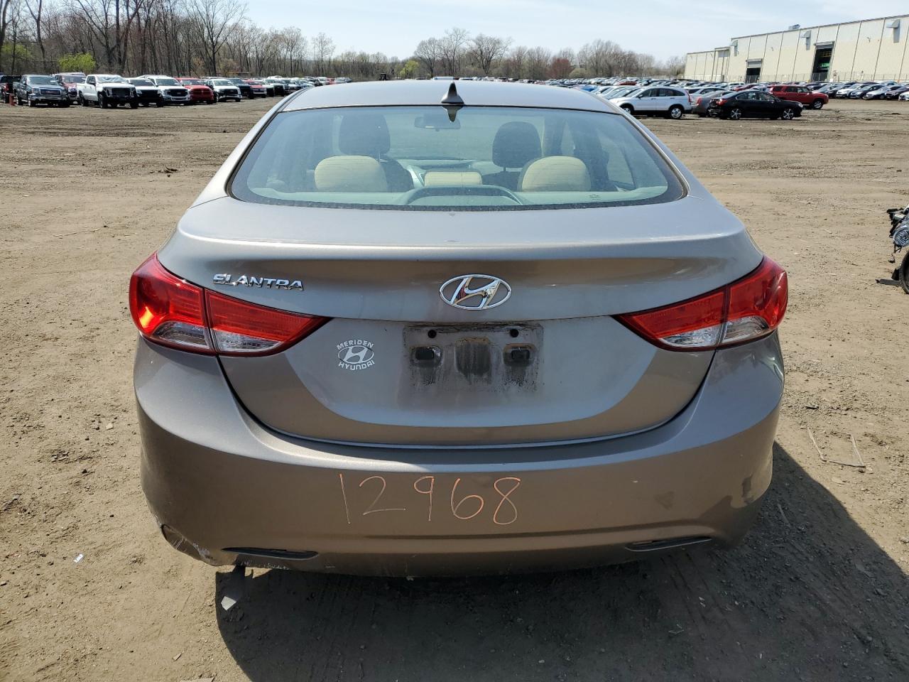 2013 HYUNDAI ELANTRA GL - Image 6