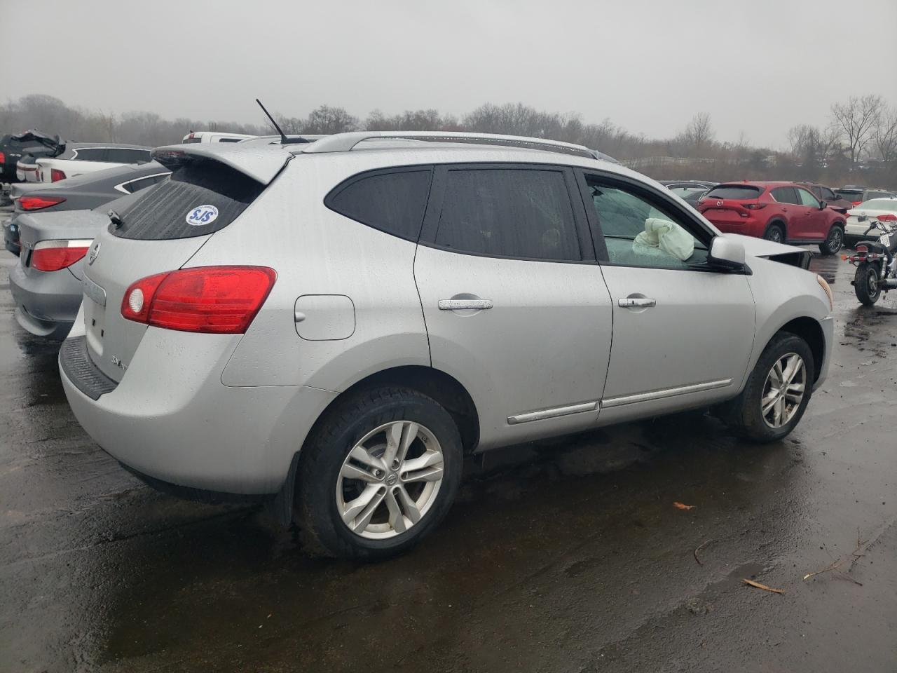 2013 NISSAN ROGUE S - Фото 3