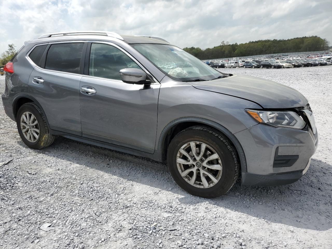 2017 NISSAN ROGUE S - Image 4