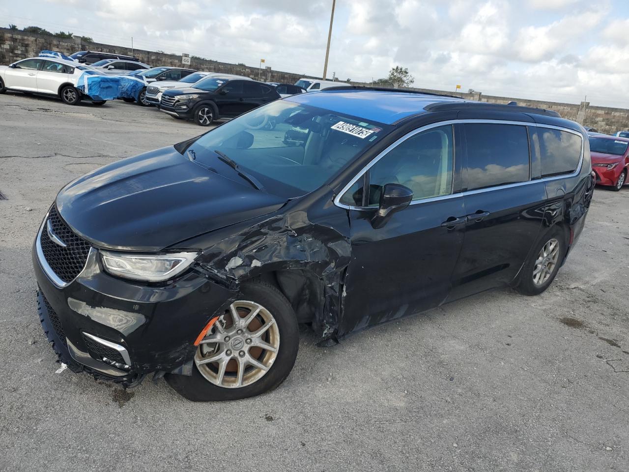 2022 CHRYSLER PACIFICA T