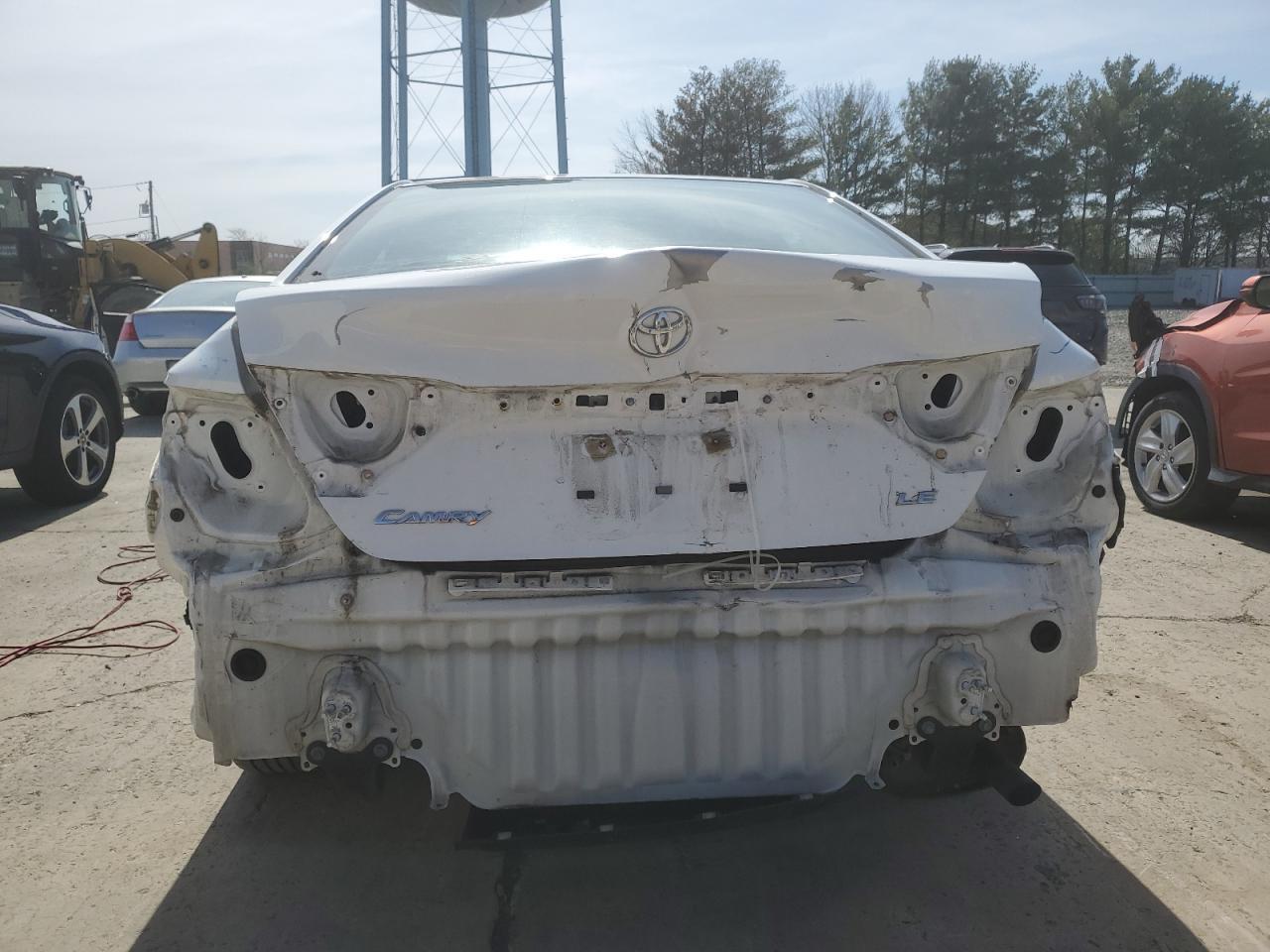 2015 TOYOTA CAMRY LE - Фото 6