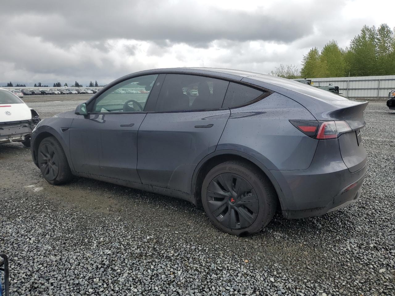 2023 TESLA MODEL Y - Image 2