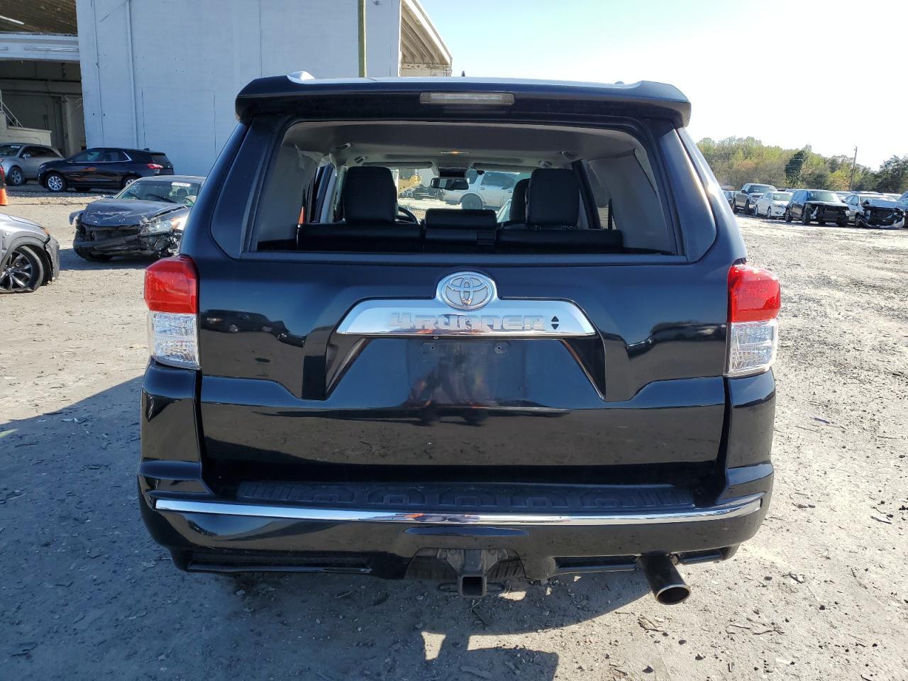 2011 TOYOTA 4RUNNER SR - Image 6