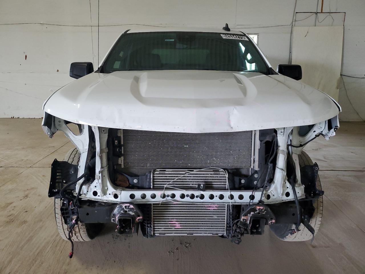 2023 CHEVROLET SILVERADO - Фото 5