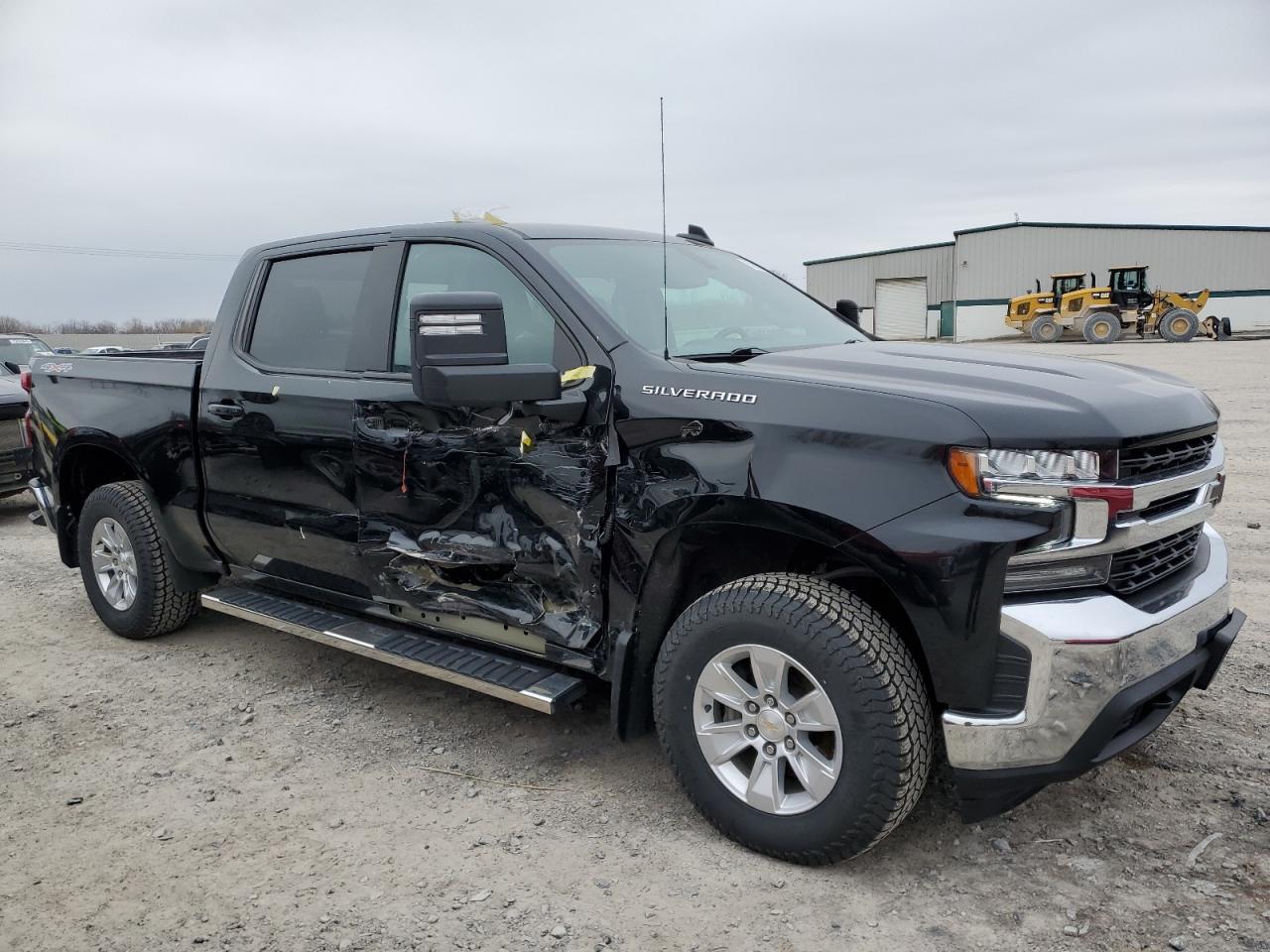 2021 CHEVROLET SILVERADO - Фото 4