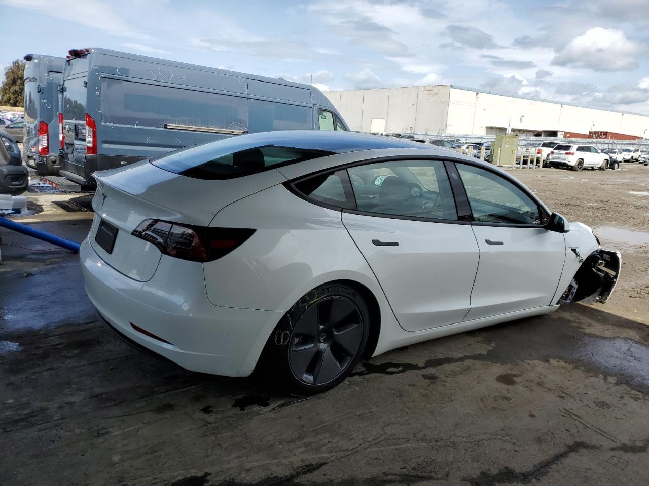 2023 TESLA MODEL 3 - Image 3