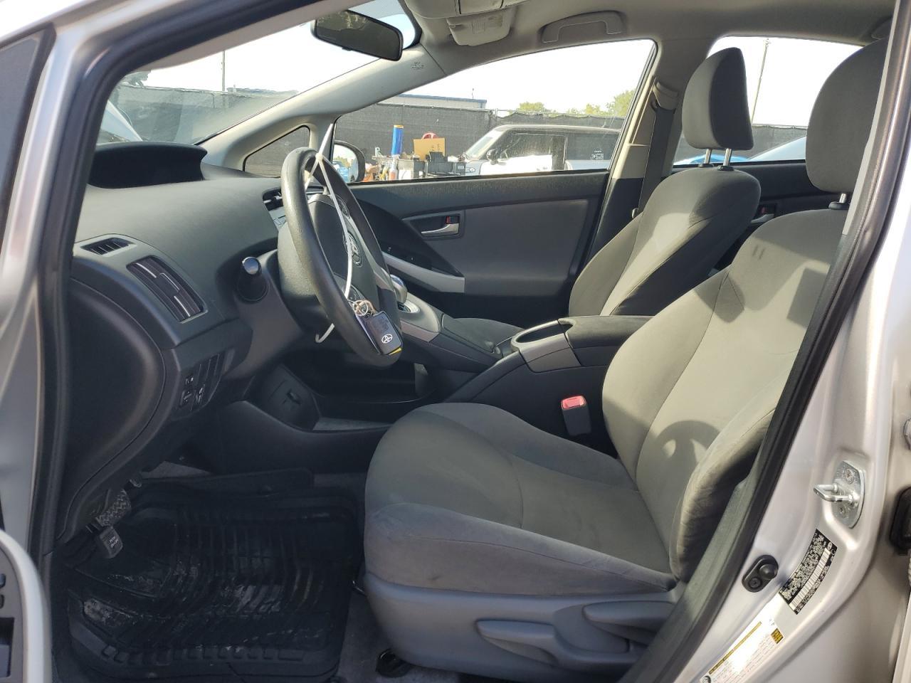 2013 TOYOTA PRIUS - Фото 7