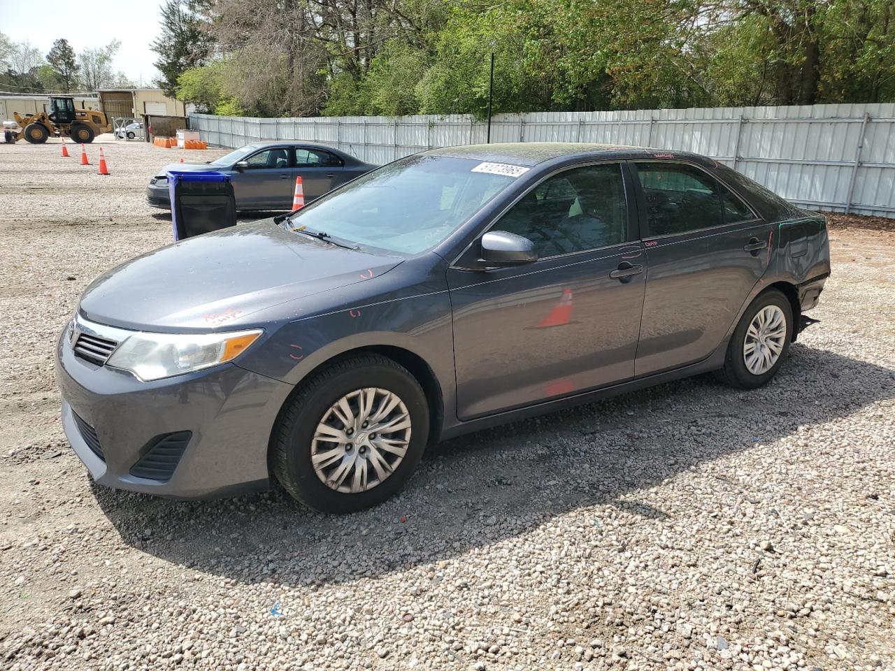2014 TOYOTA CAMRY L
