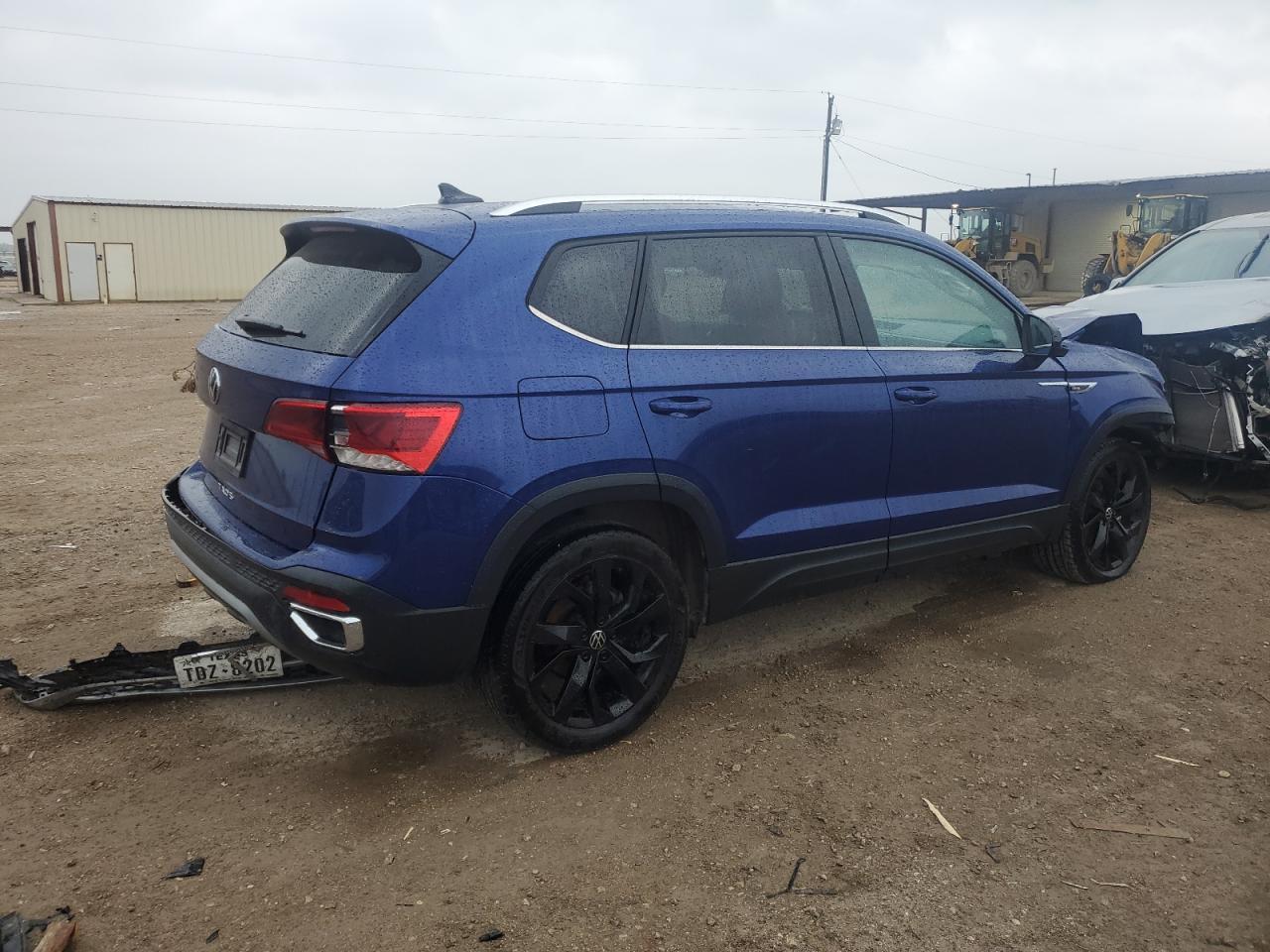 2023 VOLKSWAGEN TAOS SE - Image 3