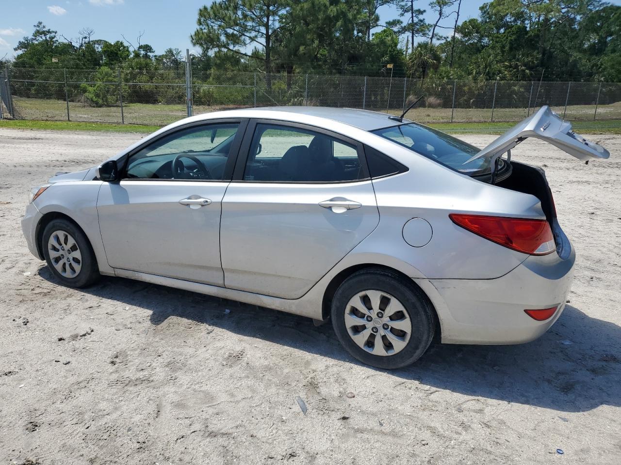 2017 HYUNDAI ACCENT SE - Image 2