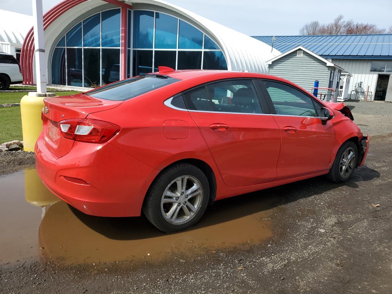 2017 CHEVROLET CRUZE LT - Image 3