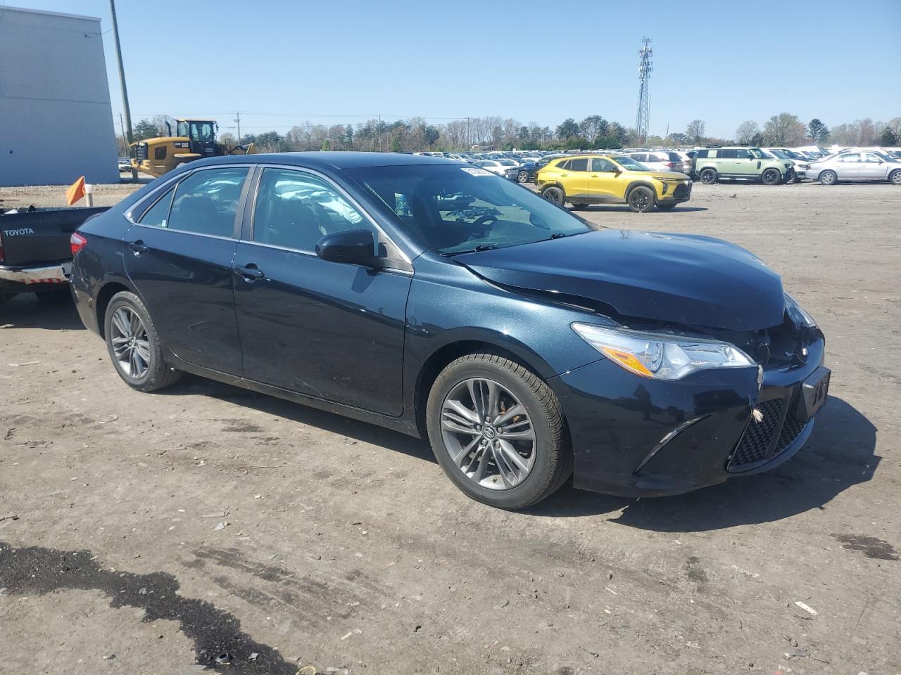 2017 TOYOTA CAMRY LE - Image 4