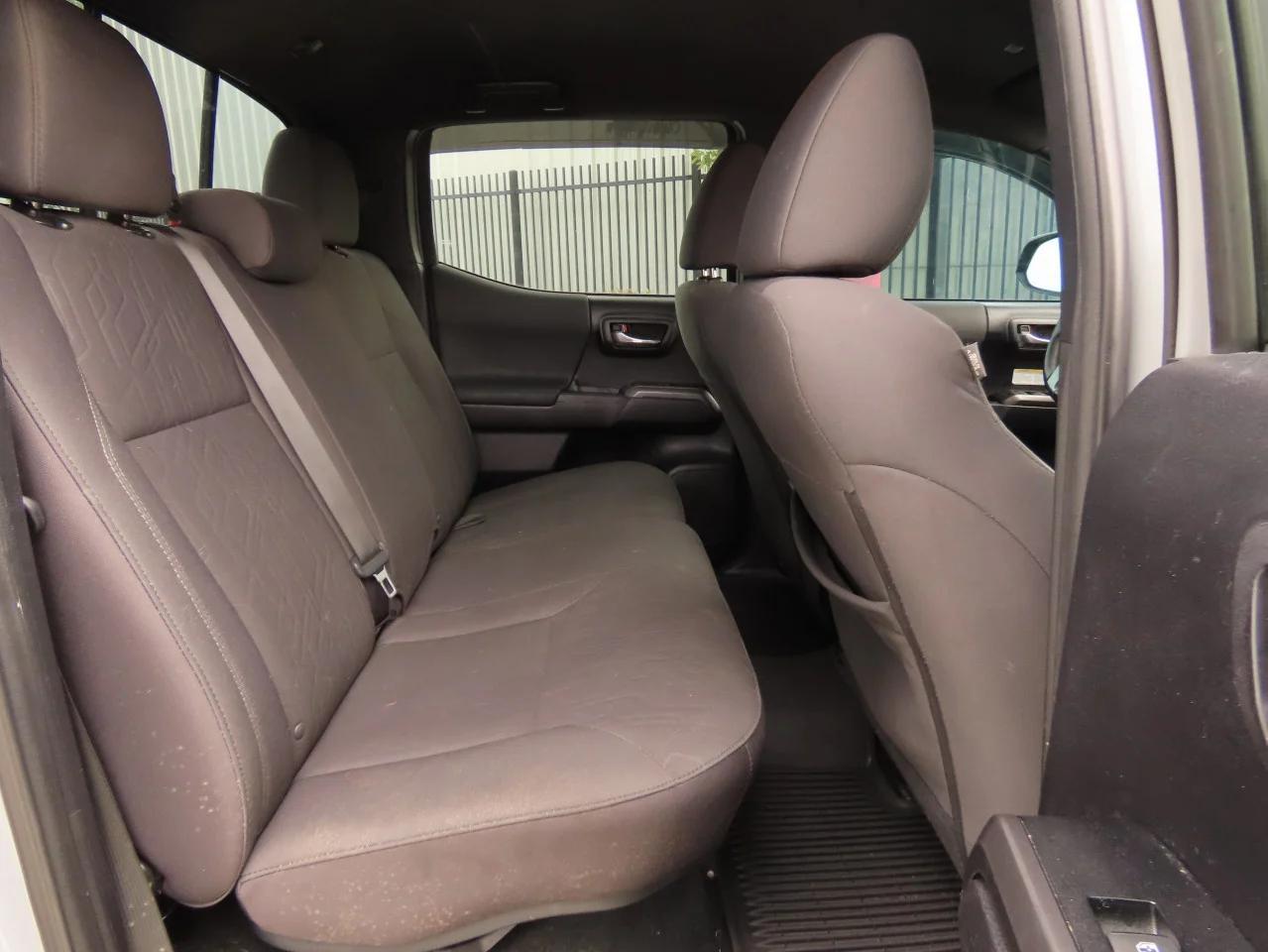 2019 TOYOTA TACOMA DOU - Фото 6