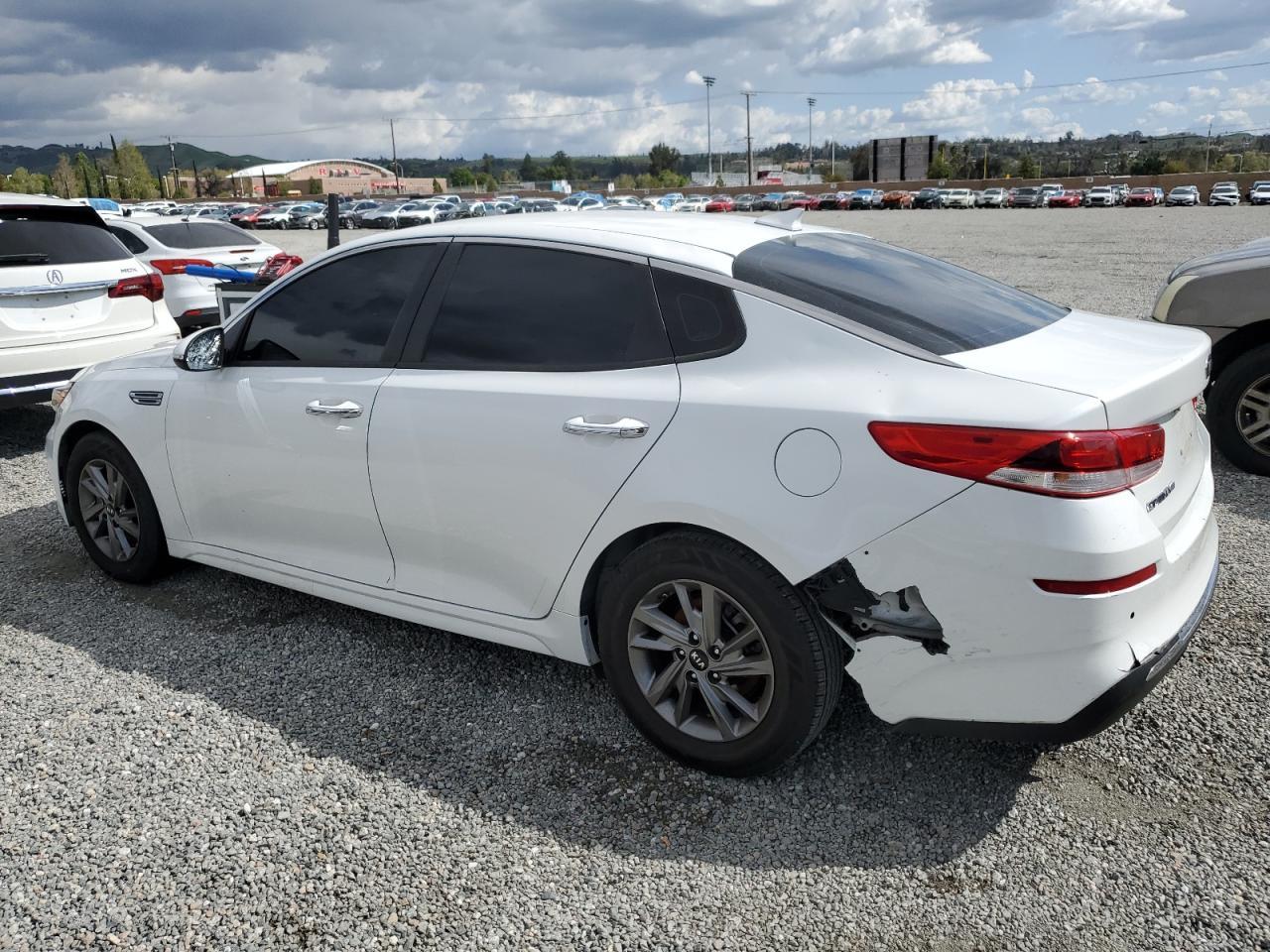 2019 KIA OPTIMA LX - Фото 2