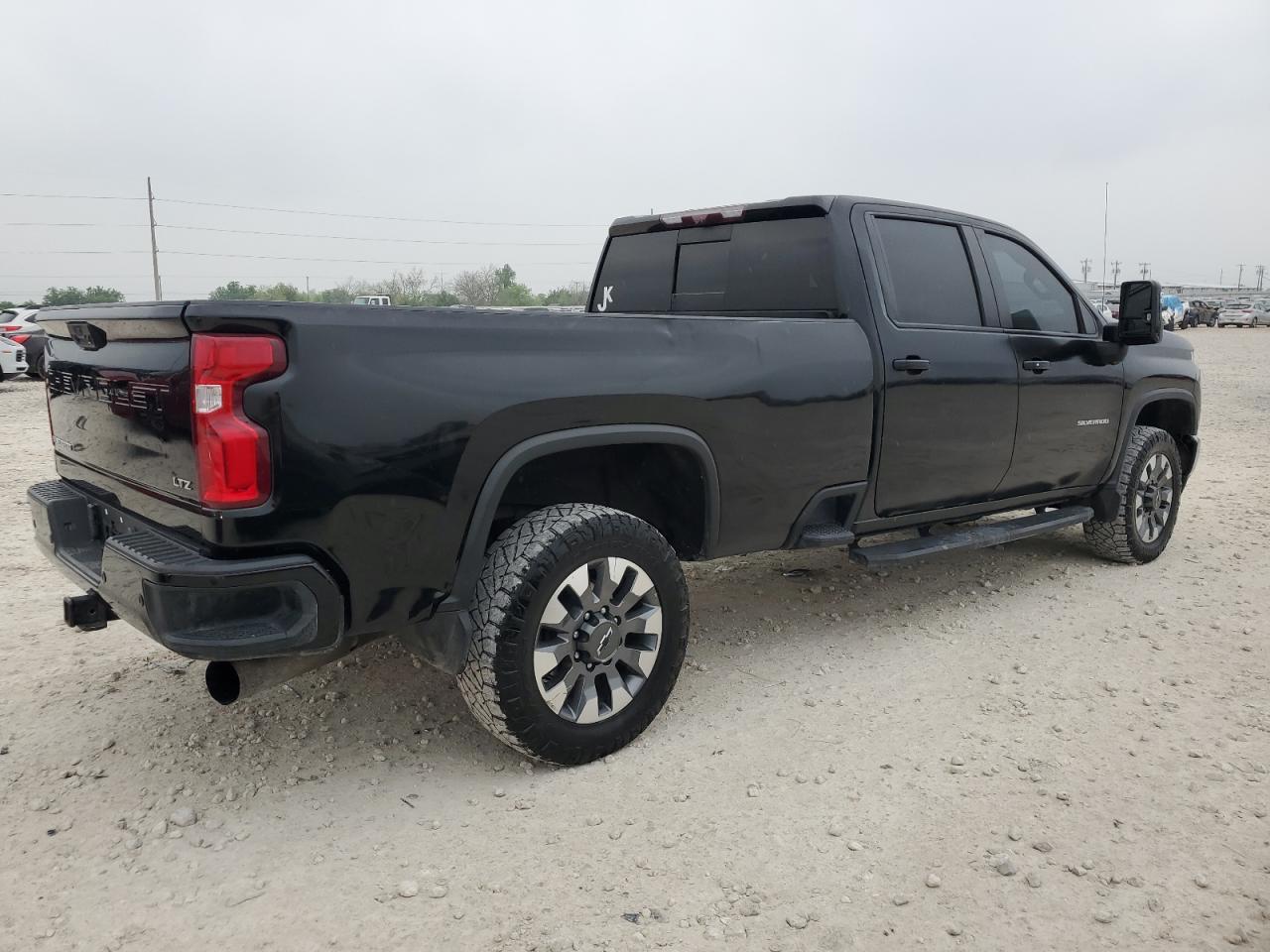 2021 CHEVROLET SILVERADO - Фото 3