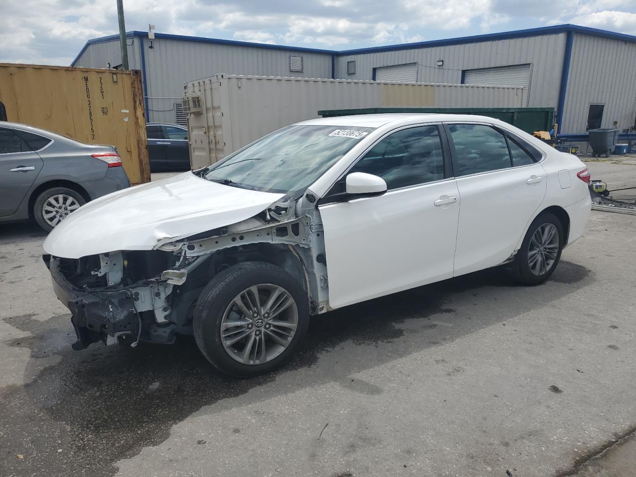 2016 TOYOTA CAMRY LE