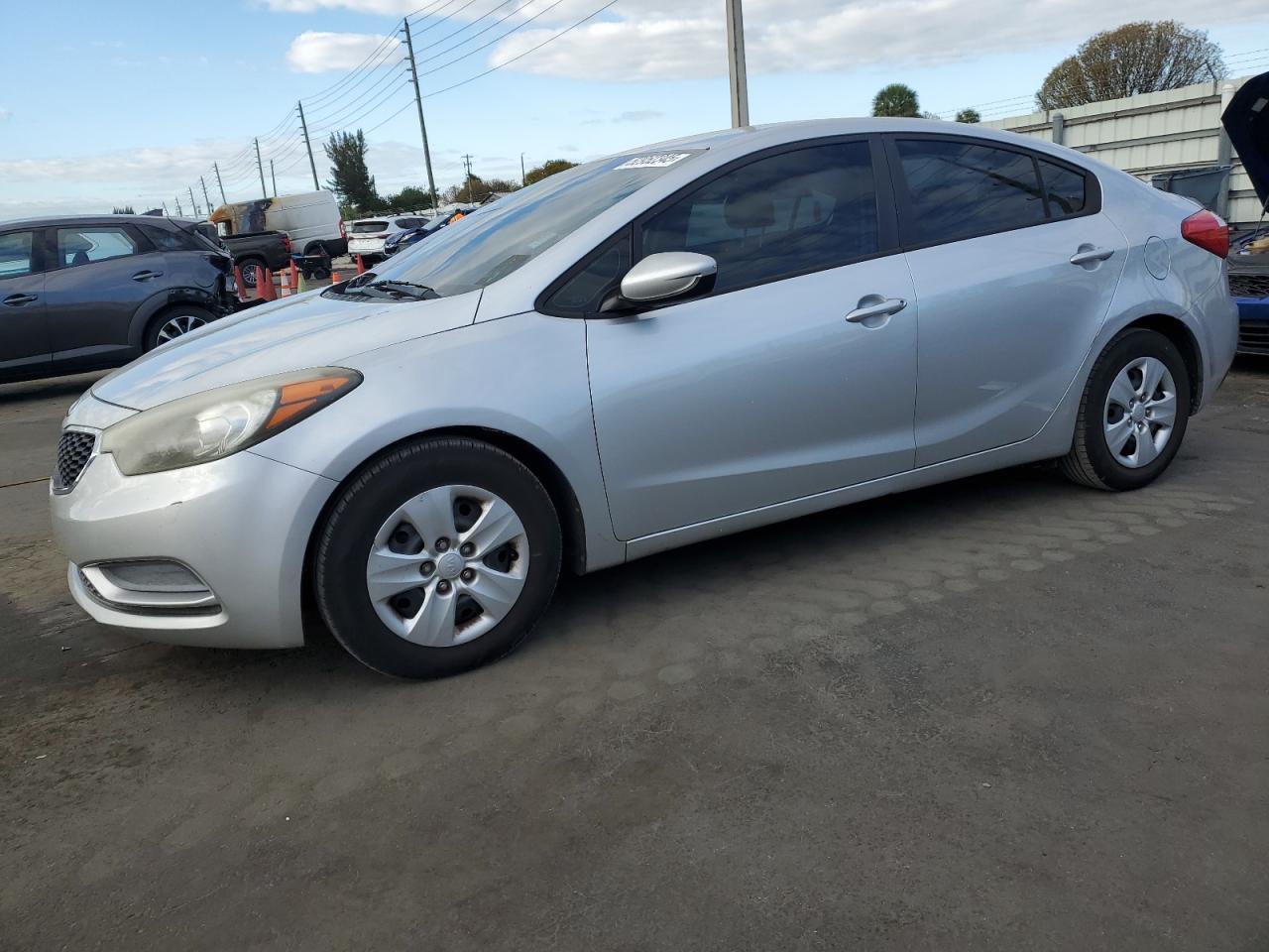 2015 KIA FORTE LX