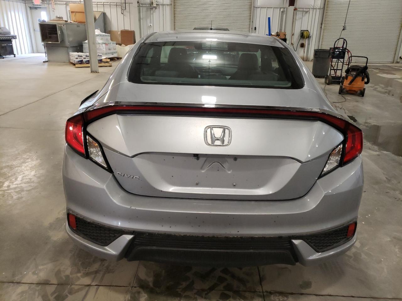 2016 HONDA CIVIC LX - Фото 6