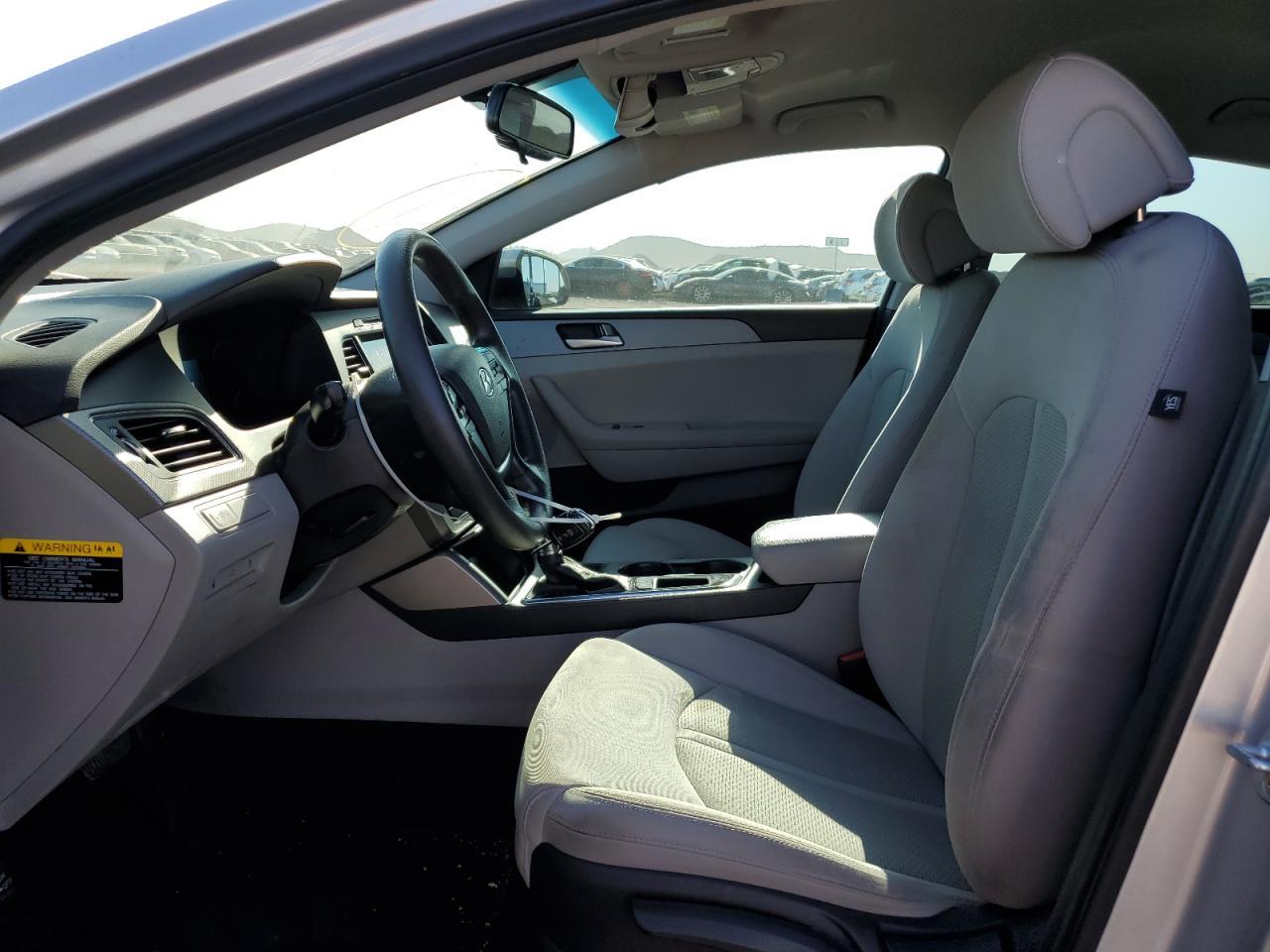 2017 HYUNDAI SONATA SE - Фото 7