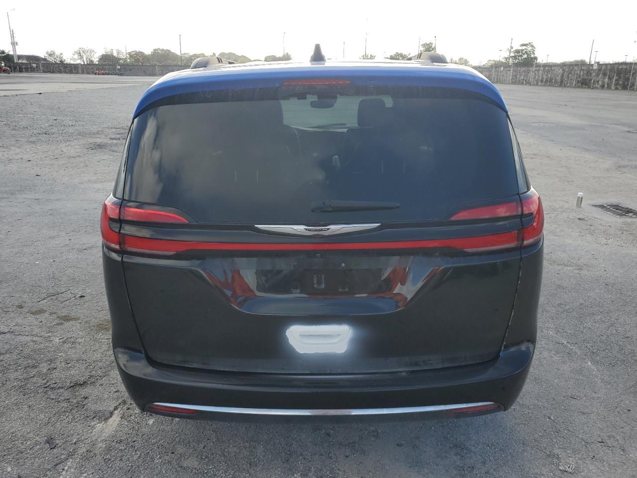 2022 CHRYSLER PACIFICA T - Image 6