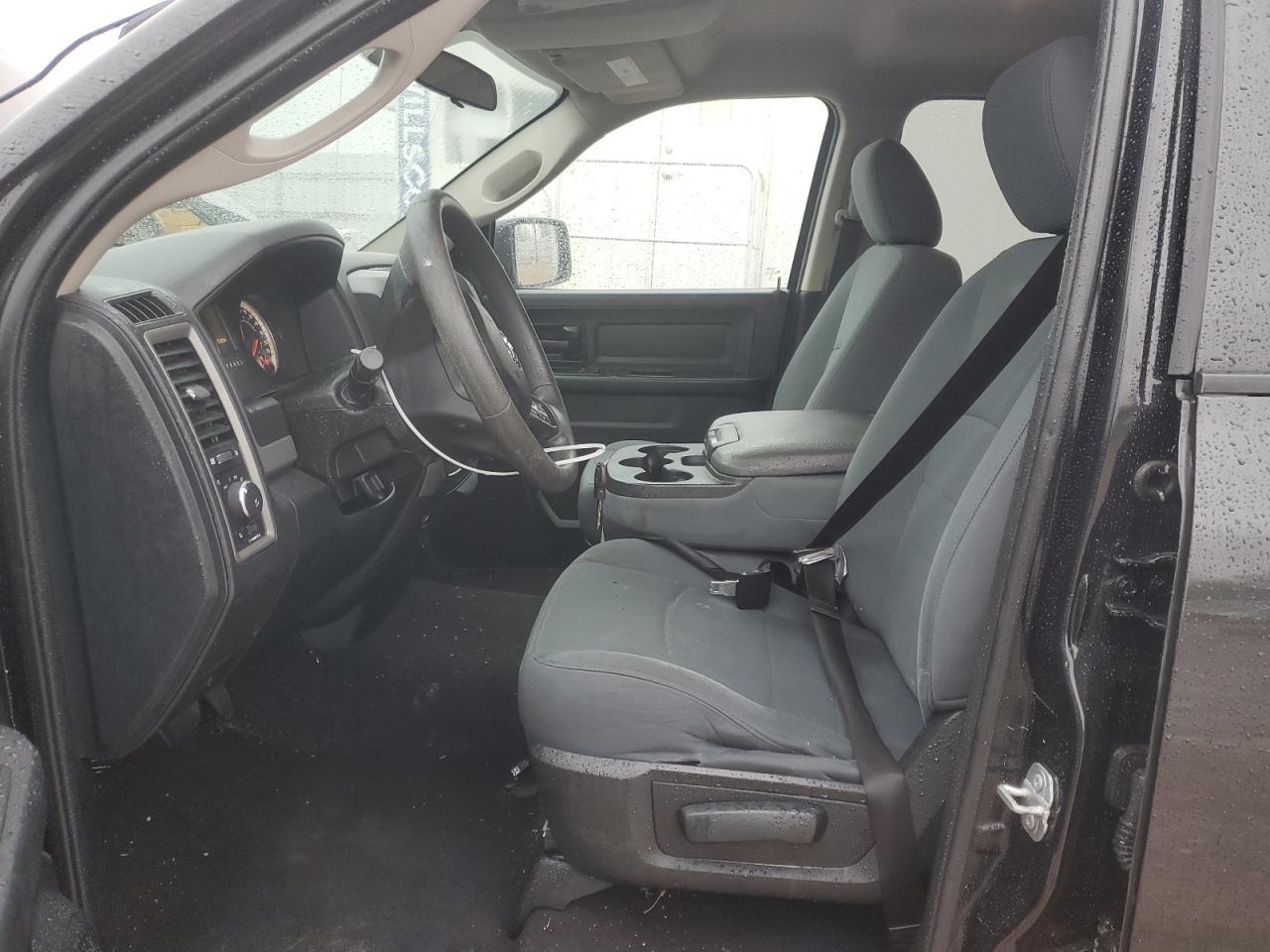 2017 RAM 1500 ST - Image 7