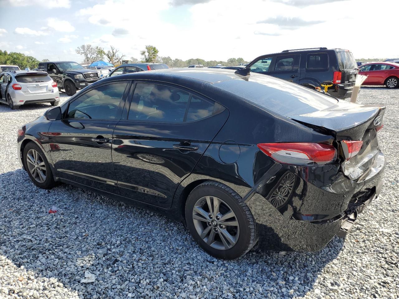 2017 HYUNDAI ELANTRA SE - Image 2