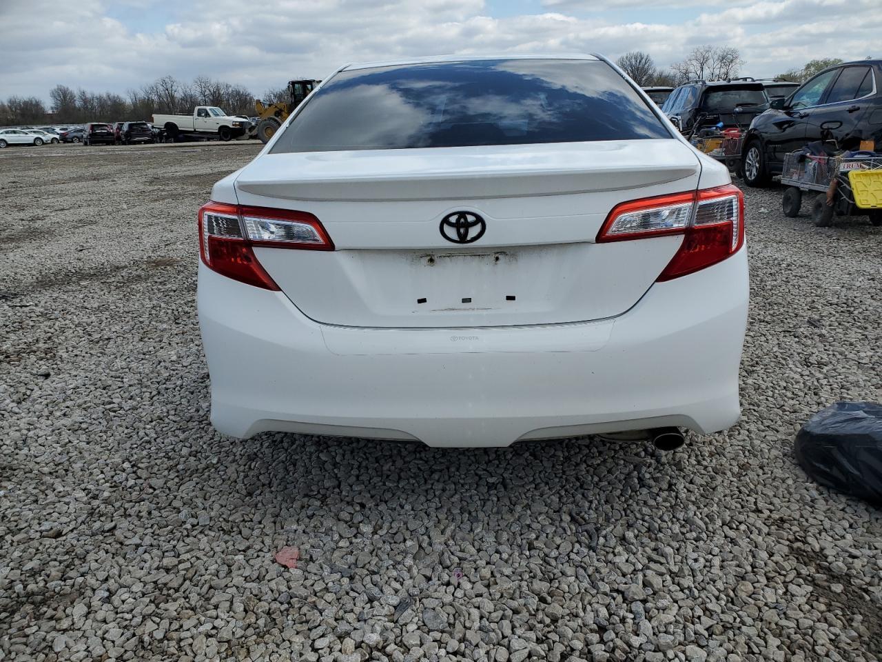 2012 TOYOTA CAMRY BASE - Image 6