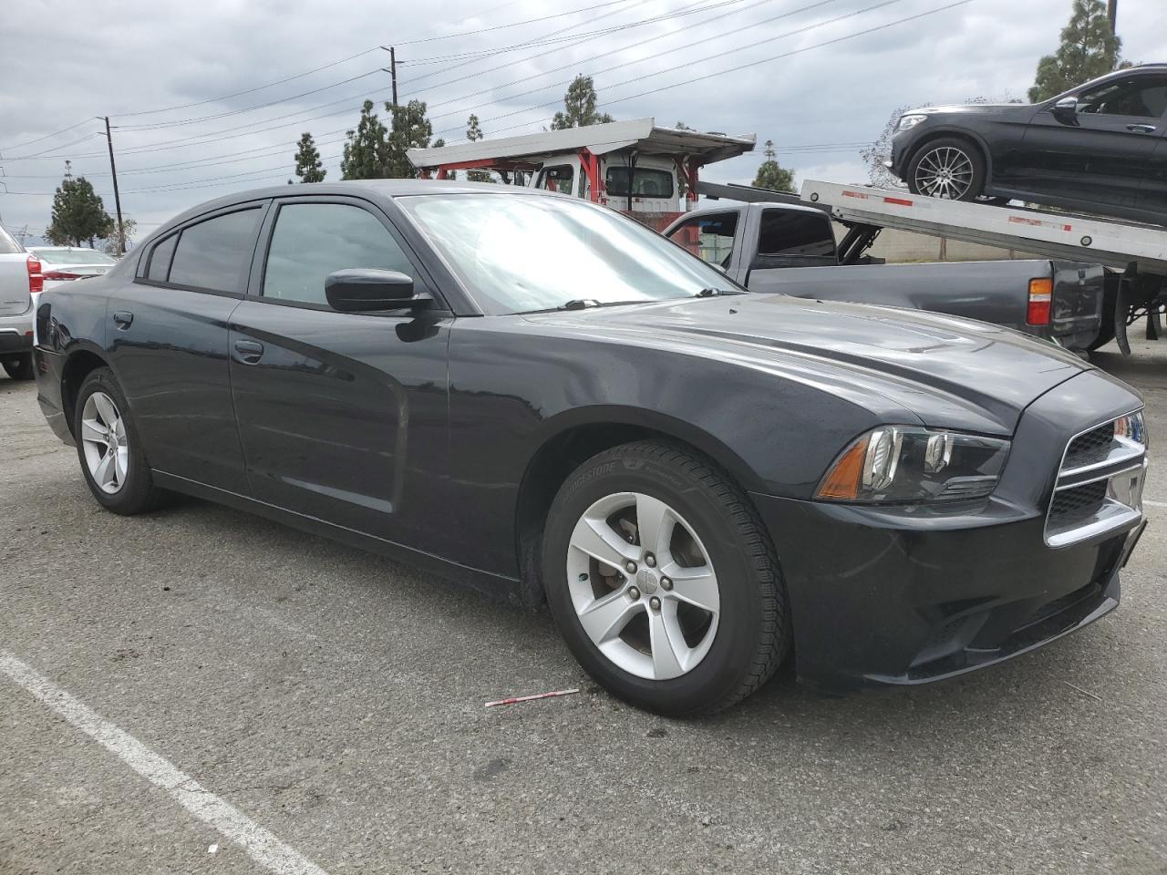 2013 DODGE CHARGER SE - Фото 4