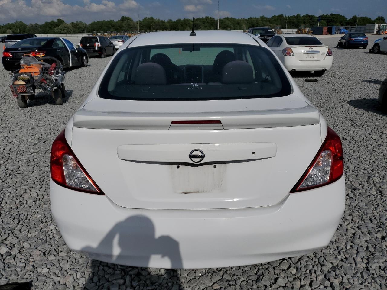 2016 NISSAN VERSA S - Image 6